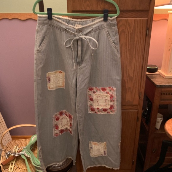 POL Striped Flare Jeans with Floral Patches - Picture 2 of 2